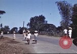 Immagine di Civili filippini Manila Filippine, 1945, secondo 6 filmato di repertorio 65675062349