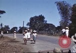Immagine di Civili filippini Manila Filippine, 1945, secondo 7 filmato di repertorio 65675062349