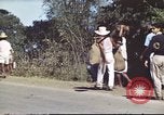 Immagine di Civili filippini Manila Filippine, 1945, secondo 26 filmato di repertorio 65675062349