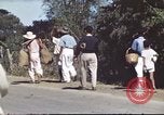 Immagine di Civili filippini Manila Filippine, 1945, secondo 30 filmato di repertorio 65675062349
