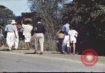 Immagine di Civili filippini Manila Filippine, 1945, secondo 31 filmato di repertorio 65675062349