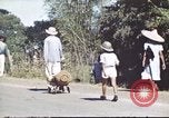 Immagine di Civili filippini Manila Filippine, 1945, secondo 35 filmato di repertorio 65675062349