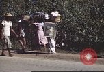 Immagine di Civili filippini Manila Filippine, 1945, secondo 44 filmato di repertorio 65675062349