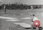 Standbild japanische Soldaten Bataan Luzon Philippinen, 1942, aus Sekunde 7 historischem Filmmaterial Videoclip 65675062366