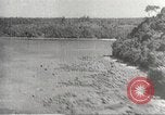 Standbild japanische Soldaten Bataan Luzon Philippinen, 1942, aus Sekunde 30 historischem Filmmaterial Videoclip 65675062366
