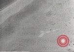 Standbild japanische Soldaten Bataan Luzon Philippinen, 1942, aus Sekunde 40 historischem Filmmaterial Videoclip 65675062366