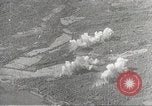 Standbild japanische Soldaten Bataan Luzon Philippinen, 1942, aus Sekunde 52 historischem Filmmaterial Videoclip 65675062366