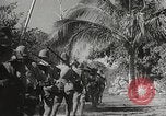 Immagine di Fanteria giapponese in marcia nelle Filippine Filippine, 1942, secondo 48 filmato di repertorio 65675062373
