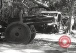 Standbild Amerikanische Rüstungsgüter die durch japanische in Philippinen Philippinen, 1942, aus Sekunde 6 historischem Filmmaterial Videoclip 65675062378