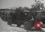 Standbild Amerikanische Rüstungsgüter die durch japanische in Philippinen Philippinen, 1942, aus Sekunde 14 historischem Filmmaterial Videoclip 65675062378