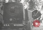 Standbild Amerikanische Rüstungsgüter die durch japanische in Philippinen Philippinen, 1942, aus Sekunde 21 historischem Filmmaterial Videoclip 65675062378