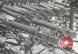 Standbild Amerikanische Rüstungsgüter die durch japanische in Philippinen Philippinen, 1942, aus Sekunde 53 historischem Filmmaterial Videoclip 65675062378
