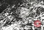 Standbild Amerikanische Rüstungsgüter die durch japanische in Philippinen Philippinen, 1942, aus Sekunde 62 historischem Filmmaterial Videoclip 65675062378