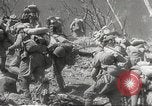 Standbild Feier japanischer Soldaten Philippinen, 1942, aus Sekunde 15 historischem Filmmaterial Videoclip 65675062392