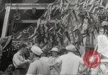 Standbild Feier japanischer Soldaten Philippinen, 1942, aus Sekunde 31 historischem Filmmaterial Videoclip 65675062392