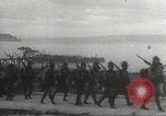 Standbild Feier japanischer Soldaten Philippinen, 1942, aus Sekunde 39 historischem Filmmaterial Videoclip 65675062392