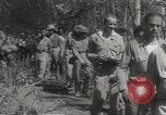 Standbild Feier japanischer Soldaten Philippinen, 1942, aus Sekunde 50 historischem Filmmaterial Videoclip 65675062392