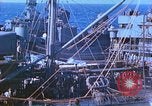 Standbild Flugzeugträger Pazifik, 1944, aus Sekunde 25 historischem Filmmaterial Videoclip 65675062402