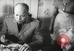 Immagine di Generale Dwight Eisenhower D Europa, 1951, secondo 61 filmato di repertorio 65675062424