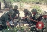 Immagine di 101ª Divisione aviotrasportata Il Vietnam, 1965, secondo 51 filmato di repertorio 65675062446