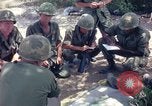 Immagine di 101ª Divisione aviotrasportata Il Vietnam, 1965, secondo 23 filmato di repertorio 65675062447