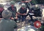 Immagine di 101ª Divisione aviotrasportata Il Vietnam, 1965, secondo 29 filmato di repertorio 65675062447