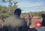 Immagine di 101ª Divisione aviotrasportata Il Vietnam, 1965, secondo 57 filmato di repertorio 65675062447