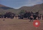 Standbild 101st Airborne Division Vietnam, 1965, aus Sekunde 8 historischem Filmmaterial Videoclip 65675062449