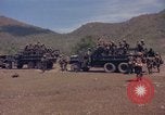 Standbild 101st Airborne Division Vietnam, 1965, aus Sekunde 11 historischem Filmmaterial Videoclip 65675062449