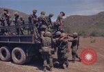 Standbild 101st Airborne Division Vietnam, 1965, aus Sekunde 17 historischem Filmmaterial Videoclip 65675062449
