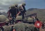 Standbild 101st Airborne Division Vietnam, 1965, aus Sekunde 21 historischem Filmmaterial Videoclip 65675062449