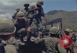 Standbild 101st Airborne Division Vietnam, 1965, aus Sekunde 23 historischem Filmmaterial Videoclip 65675062449