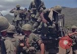 Standbild 101st Airborne Division Vietnam, 1965, aus Sekunde 26 historischem Filmmaterial Videoclip 65675062449