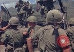 Standbild 101st Airborne Division Vietnam, 1965, aus Sekunde 28 historischem Filmmaterial Videoclip 65675062449