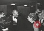 Immagine di I proprietari del teatro convenzione New York United States USA, 1963, secondo 15 filmato di repertorio 65675062494