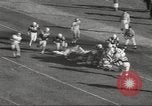 Standbild Fußballspiel Chicago Illinois USA, 1963, aus Sekunde 41 historischem Filmmaterial Videoclip 65675062496
