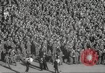 Standbild Fußballspiel Chicago Illinois USA, 1963, aus Sekunde 45 historischem Filmmaterial Videoclip 65675062496