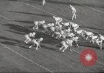 Standbild Fußballspiel Chicago Illinois USA, 1963, aus Sekunde 46 historischem Filmmaterial Videoclip 65675062496
