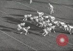 Standbild Fußballspiel Chicago Illinois USA, 1963, aus Sekunde 47 historischem Filmmaterial Videoclip 65675062496