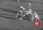 Standbild Fußballspiel Chicago Illinois USA, 1963, aus Sekunde 48 historischem Filmmaterial Videoclip 65675062496