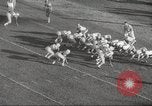 Standbild Fußballspiel Chicago Illinois USA, 1963, aus Sekunde 55 historischem Filmmaterial Videoclip 65675062496