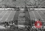 Standbild Armee versus Navy Fußball Philadelphia Pennsylvania USA, 1961, aus Sekunde 62 historischem Filmmaterial Videoclip 65675062497
