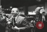 Standbild film Premier Los Angeles California USA, 1961, aus Sekunde 38 historischem Filmmaterial Videoclip 65675062501