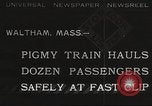 Image Les enfants voyagent sur le train tiré par petite locomotive Waltham Massachusetts USA, 1932, de la seconde 1 séquences d'archives historiques vidéo 65675062519