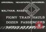 Image Les enfants voyagent sur le train tiré par petite locomotive Waltham Massachusetts USA, 1932, de la seconde 8 séquences d'archives historiques vidéo 65675062519