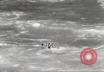 Standbild William Hill Tod in Niagara Falls Zylinder Kanada Niagara Falls, 1951, aus Sekunde 46 historischem Filmmaterial Videoclip 65675062531