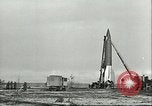 Standbild V-2 Raketen Deutschland, 1943, aus Sekunde 24 historischem Filmmaterial Videoclip 65675062545
