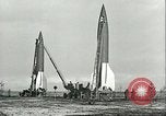Standbild V-2 Raketen Deutschland, 1943, aus Sekunde 31 historischem Filmmaterial Videoclip 65675062545