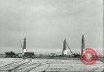 Standbild V-2 Raketen Deutschland, 1943, aus Sekunde 42 historischem Filmmaterial Videoclip 65675062545