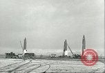 Standbild V-2 Raketen Deutschland, 1943, aus Sekunde 46 historischem Filmmaterial Videoclip 65675062545